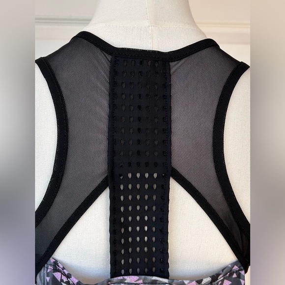 EVCR Workout Racerback A-Line Tank Size Medium - Picture 5 of 10